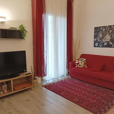 Sguardo Sul Duomo Neapol